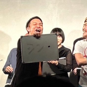 shibashow_time's profile picture. ワタナベエンターテインメント2年目/愛媛県今治市出身/元商社マン8年勤務/ワインソムリエとSAKE DIPLOMA取得/弓道初段/iPhone4→6→X→8→15 今でも指紋認証を信じてます。