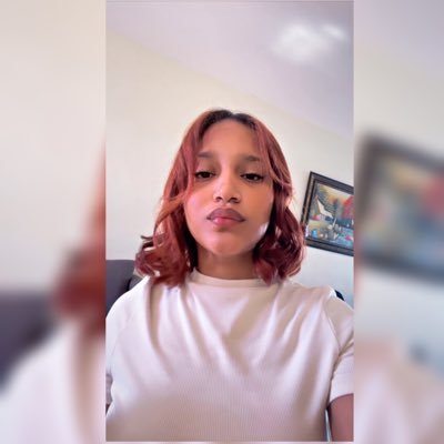 ManuVvalerio's profile picture. Adicta al anime, los libros y el cafe☕️ -La chica de Zoro🖤💚. 🍃🦋❤️ Esposa de Nagato Uzumaki♥️,amante de Levi Ackerman🖤