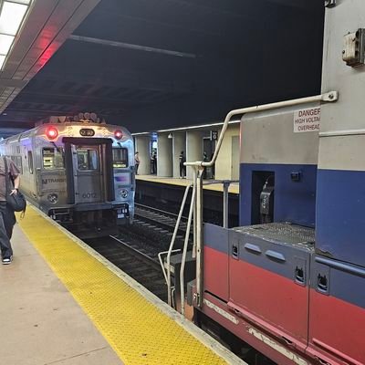 A fan of Doctor Who and defender of Amtrak (Retweets/Likes not always endorsements)