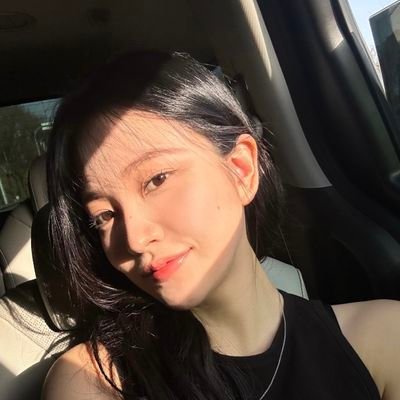 one time an older woman called me good girl and it change the trajectory of my life.
❤️💜 red velvet 🍰 aespa 🤖🦋