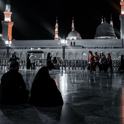 أَشهدُ أن عَليّاً وَلي الله🖤.| خادمة للحُسيِن| #حسين_الاكرف 🇸🇦🇮🇶 | أنا مُش بني ادم انا محاسب👩🏼💻📈💸|💍♥️