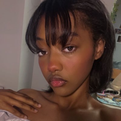 lakiahdotcom's profile picture. pay me or leave !