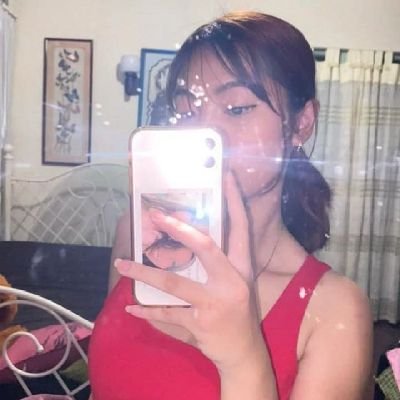 kimlouie01's profile picture. 