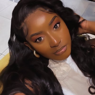 The universe always gives you back what you give off 💫.