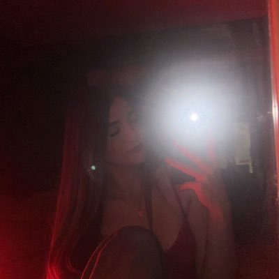 Jula46048129's profile picture. 