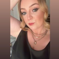 Sissyone (@sissyone_) 's Twitter Profile