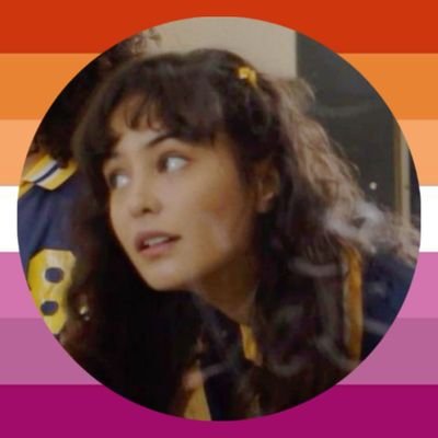 just a latina lesbian who enjoys everything women related • 22 • ♋ • FREE PALESTINE 🇵🇸