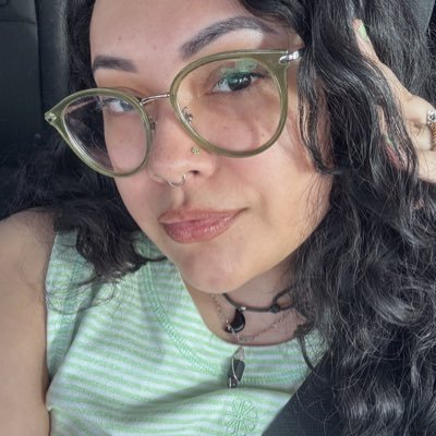 RakittySophia's profile picture. • ♎️☀️♓️🌙♏️⬆️ • pan🏳️‍🌈 • she/her • plant/dog/cat/reptile/fish mom aka mother nature 🌱