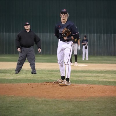 C/O 2027 | 6’2 180lbs RHP/OF/Shallowater High School 3.4 GPA/ Lubbock, TX