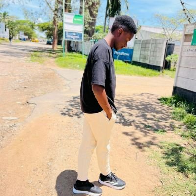 Soccer Guru ⚽️ Proudly 🇿🇼 Social 😃💯 Loyal♥️🤲🏾 Hustler24/7✊🏾