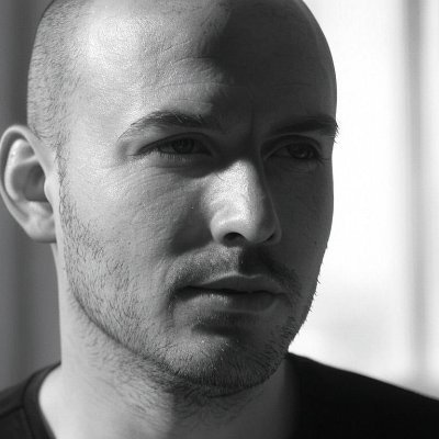 lougrack's profile picture. Maker.