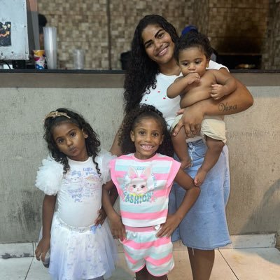 cellymymymanu's profile picture. Myrella Manuella Miguel🩵👩‍👧‍👧🙏 Deus É Fiel🙇🏼‍♀️. .𝑆𝑒𝑗𝑎 𝑓𝑜𝑟𝑡𝑒, 𝑒 𝑐𝑜𝑟𝑎𝑗𝑜𝑠𝑎 💗