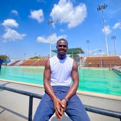 Wharrlay's profile picture. Kinesiologist | Certified Swimming Instructor | Lifesaver | Whatever it takes!💥