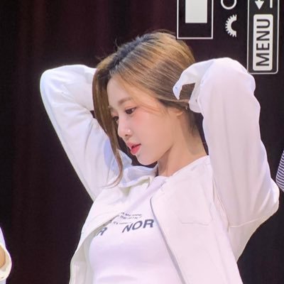 s13nienz's profile picture. for #許念慈 ɞ