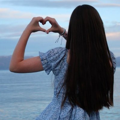 Sopihel27836's profile picture. I don’t follow fashion- I set the trends(❁´◡`❁)