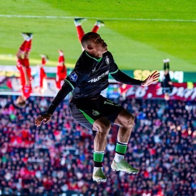 jes97_'s profile picture. 27. Feyenoord Home & Away. Vak X.