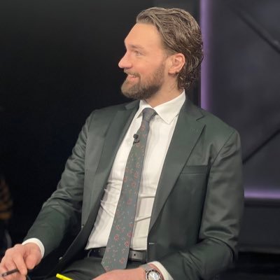 Former professional hockey player, caveman | Hockey Analyst @sportsnet @hockeynight | Host @MittsOffPod ⤵️