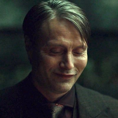 vicskisses's profile picture. the secret midnight shows of the vicircus main account: @vicjokerera