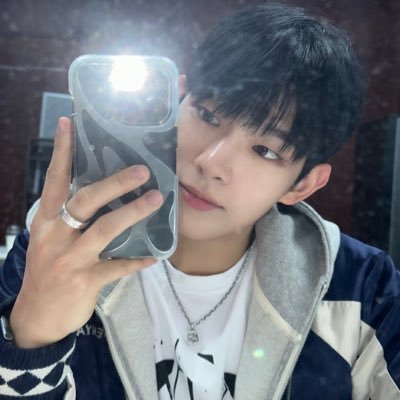 hellostejay's profile picture. my mind 24/7: “si eto si 3pick daw”