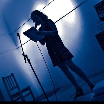 RRTT (UBA 2001)
MG. RRHH (UB) Mami orgullosa, feminista y profesional.
Aguante los carteros! Comu te amo.
