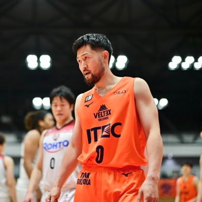 シーホース三河→琉球ゴールデンキングス→レバンガ北海道 →アルバルク東京→越谷アルファーズ→ベルテックス静岡 プロバスケットボール選手です。 メンバーズクラブ始めました。 よろしくお願いします！