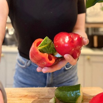 SlimmingViolet's profile picture. Founder & Editor of Slimming Violet (leading UK food blog). Food & Wine Lover. Enthusiastic Home Cook.