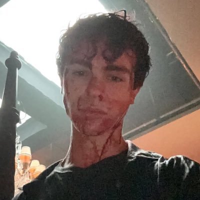 horror movies and chill ? you might know me as @stargirlvibes if i’m active then main was locked for a week