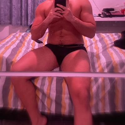 Floripe823021's profile picture. 🌈 Passivo | Amante de momentos quentes 🔥 | Apreciador de conexões reais ❤️ | Sempre em busca de diversão e novas experiências | DM aberta para bate-papo.