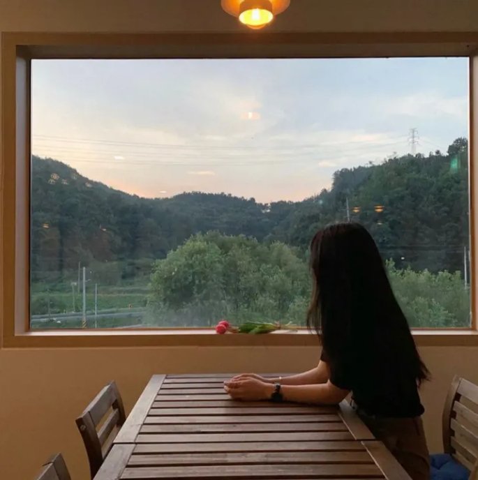 evol623674418's profile picture. 友達を作るのが好きな26歳の精神科カウンセラー