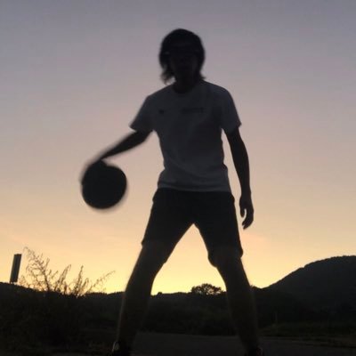長期政権のグダグダっぷりにちょっとダレてるウォリブーの生態晒し系アカウント。Basketball and Music Saved My Life. DJやってます。喋りじゃなくて、レコードかける方の。ハウスグルーヴ/ハメ殺し/一本釣り