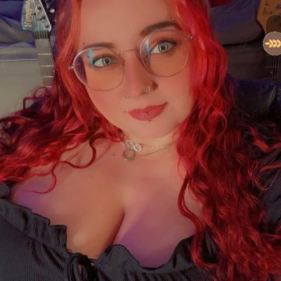 Unfiltered, unbothered and occasionally undressed 🤭 MDNI | 28 | Scorpio♏️ | Pan | ISTJ |