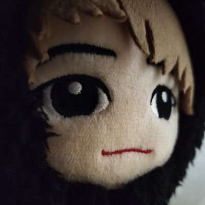 Raina26UraAka's profile picture. 