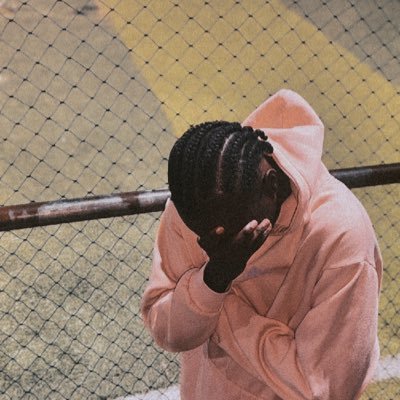 If you fuck with Rap/Hiphop ,Follow me I make good Rap songs 💽🎶 💯// keep streaming #25ROSCOE #ohno