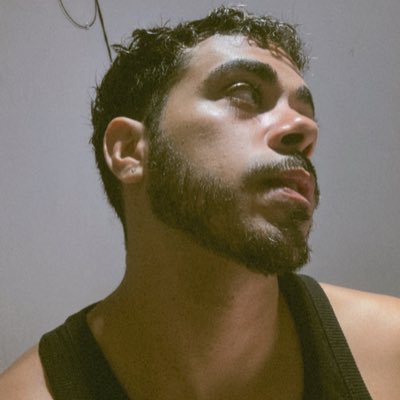 whoalles's profile picture. ♓️