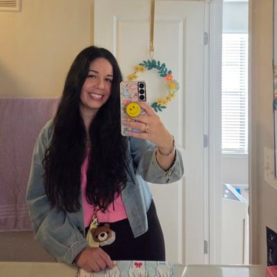 lizyb3th's profile picture. Work hard and be nice to people 😊🐈
                    🍩 worry 🐝 happy 🎀