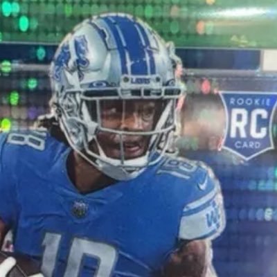 🏈Madden 25 master-in-training! 🏟️ Follow for epic plays, controller tantrums, DM for trades