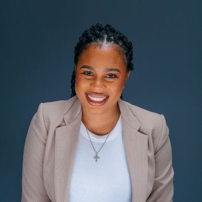 LegitThisIs_ME's profile picture. Bubbly, passionate, hardworking, and creative, who is grounded in the LORD.     
Founder of: @express_sol                      
#OperatingInFaithPERIOD