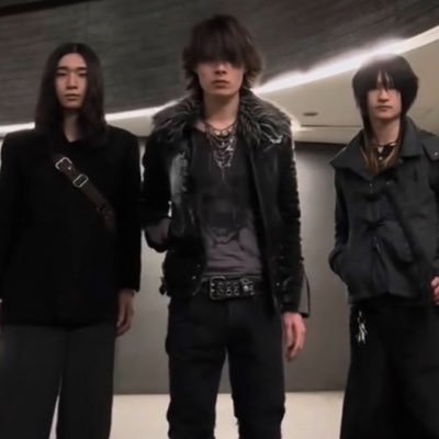 basicallyghxst's profile picture. maybe later•