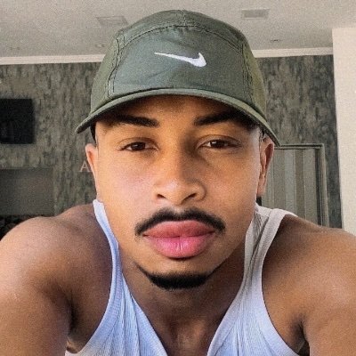 FidellesMartins's profile picture. C A B E L E L E I R O •