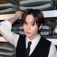 π (@closetomarchh) 's Twitter Profile
