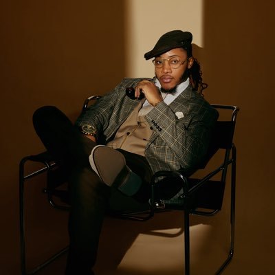 0nlyMirrLauren_'s profile picture. Stay down 'til you come up, you'll get your blessings🙇🏾‍♂️.  ( POETRY ON THE PAVEMENT 🎬 ) coming to a screen near you! Male lead ( 2 )