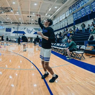 C/O 2028
Gardner Edgerton HS
(6'4
150)
(Mac N Seitzā¾ļø)
(4.063 GPA)
(VWBA Elite š)