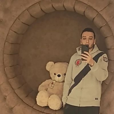تركت أمري إليك وهُوَ عَلَيَّك هَيِّنٌ ، و وكلتك أمري كُله وأنت الذي إِذَا أَرَدَت شَيْئًا قُلت لَهُ كُن فَيَكُونُ.🤲🏻🥹