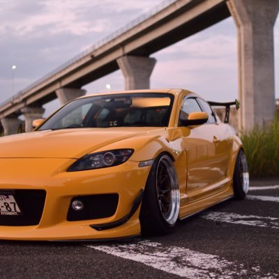 Yellow RX-8 / Graphic designer / Trackmake & DJ(dubstep,trap,house,dnb) / ステッカー・ロゴ・アパレル制作 / 各種印刷物デザインのご相談、DJブッキングのご連絡→DM