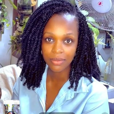 AyebareRae's profile picture. A born again Advocate and proud Mother to Nkwanzi Ariana Malaika 💗