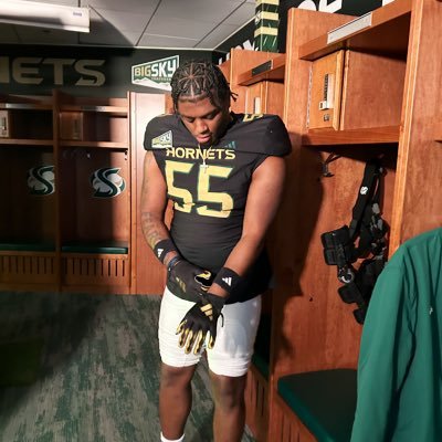 Miles84Bailey's profile picture. 🐶DL @SachornetsFB🐝 #LLMA