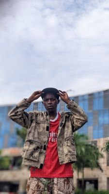 HCommedian47861's profile picture. 