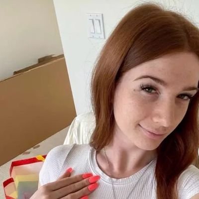 I'm trans girl
content creator
honestly and loyal
Am available for all fun