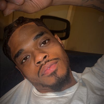 VonDaKid00's profile picture. Let me Fuck Your Throat 😈😈