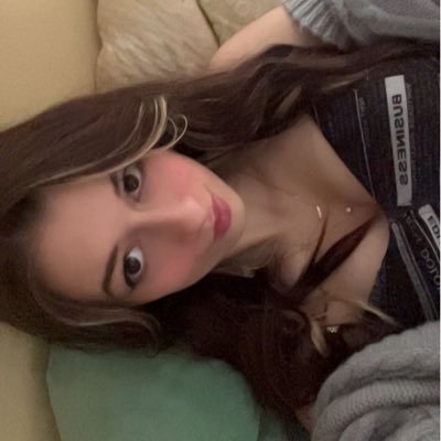 nsfw tweet warning !! @odegirly ‘s spam | 21 | I work at hot terpic